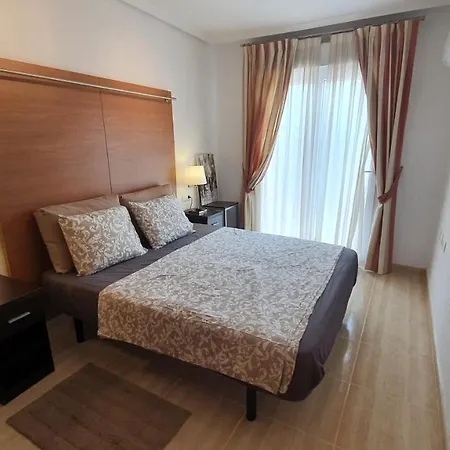 Residencial Seychelles 아파트 라망가델마르메노